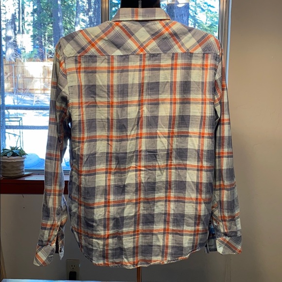 Billabong large flannel - Picture 2 of 4